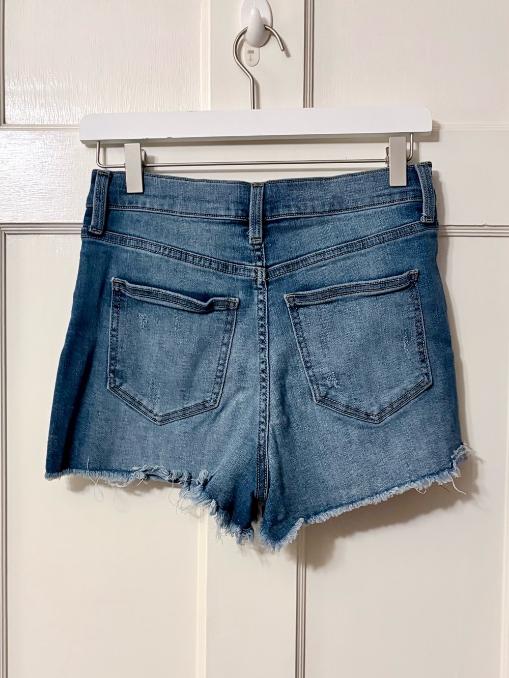 Altar’d State Classic Frayed Hem Denim Shorts - Picture 2 of 4